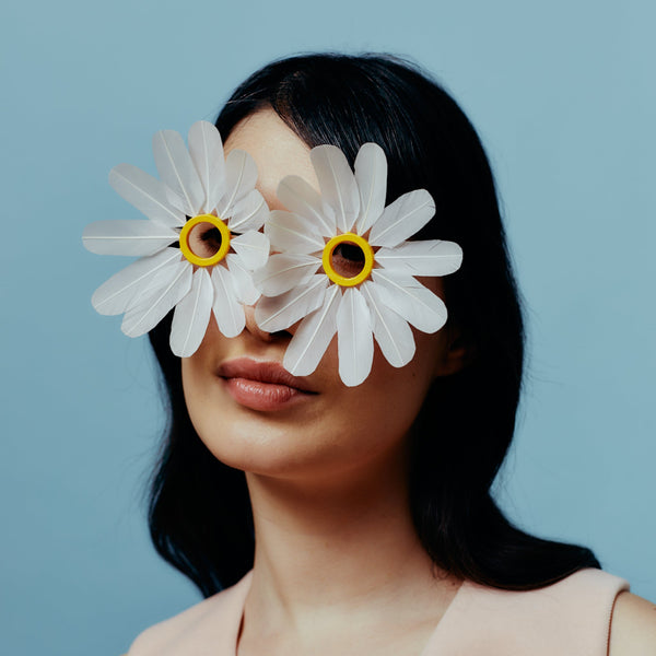 feather daisy glasses