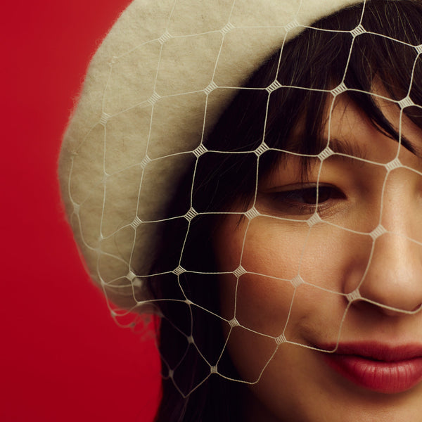 Women's White Ivory wool beret with veil