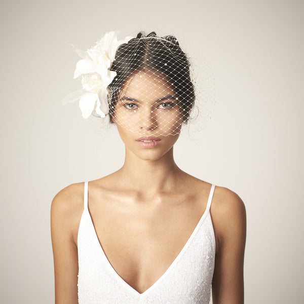Mystique Lily Veil