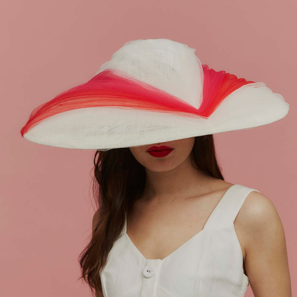 Amarillo White Wide-Brim Hat with Chevron