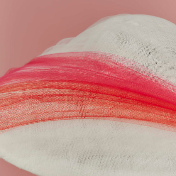 Amarillo White Wide-Brim Hat with Chevron