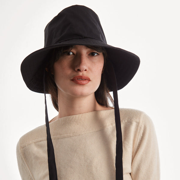 Tempest Rain Hat - Black
